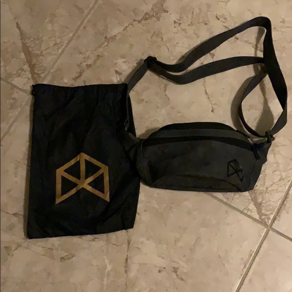 BMFIT leather shoulder bag